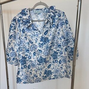 Tuckernuck blue and white floral blouse